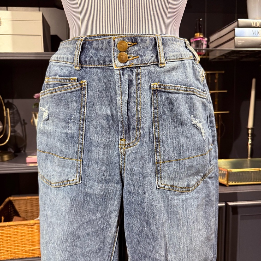 Pilcro The Wanderer Relaxed Patch Pocket Jeans – Size 24P - Picture 7 of 15